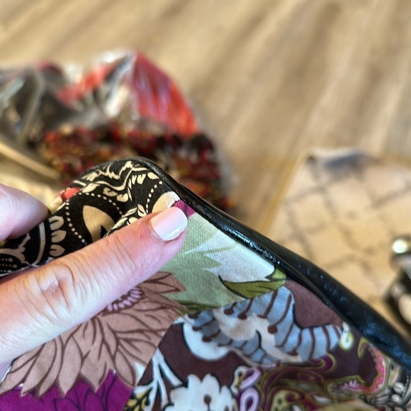 Vera Bradley Medley Tote Patchwork Limit Edition 2010 Shoulder Bag& pouch 2 pcs - Picture 17 of 17